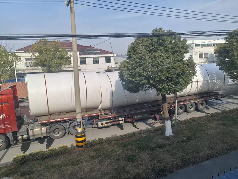 Waarom verlagen lichtgewicht verticale PP-tanks de transport- en funderingsbouwkosten?