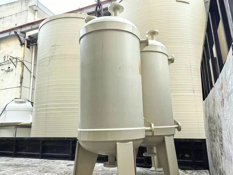 PPH verticale opslagtanks